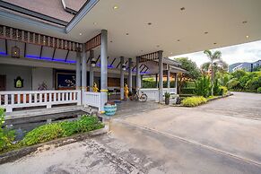 Phuket La Siesta, Naiharn Beach