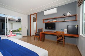 Phuket La Siesta, Naiharn Beach