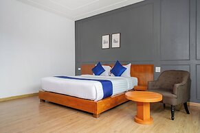 Phuket La Siesta, Naiharn Beach
