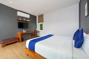 Phuket La Siesta, Naiharn Beach