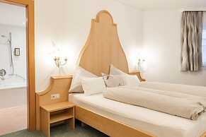 Arlen Lodge Hotel