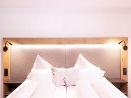 Arlen Lodge Hotel