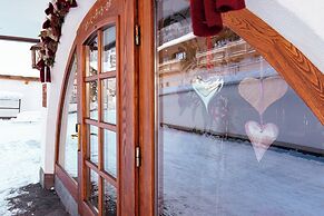 Arlen Lodge Hotel