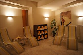 Arlen Lodge Hotel