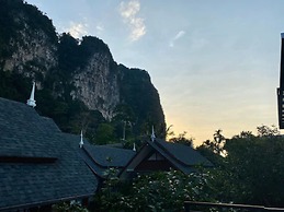 The Scene Cliff View Villas