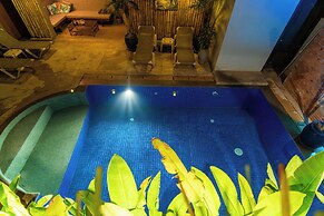 River Retreat Boutique Hotel