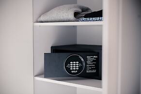 Amber Design Residence