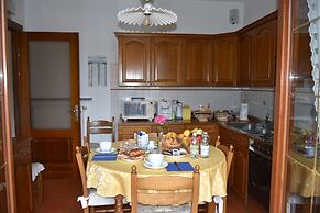 Al Vecchio Glicine - Bed & Breakfast