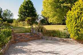 Greenway Manor Hotel