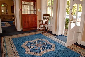 Greenway Manor Hotel