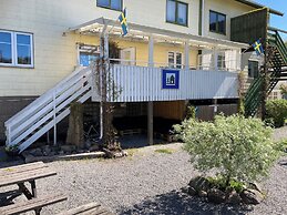 Kustnära Vandrarhem - Hostel
