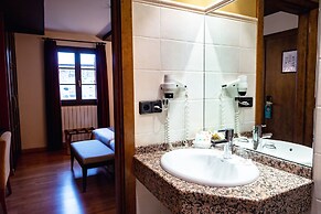 Hotel Valle De Izas