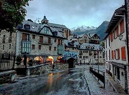 Hotel Valle De Izas