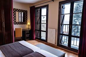 Hotel Valle De Izas