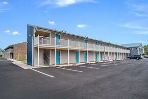 Rodeway Inn at Somers Cove Marina