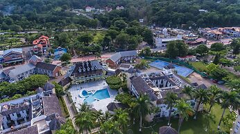 Studio at Sandcastle Resort