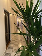 352 Guest House