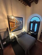 352 Guest House