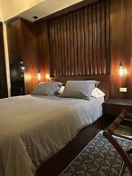 352 Guest House