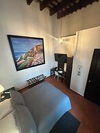 352 Guest House