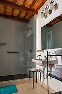 352 Guest House