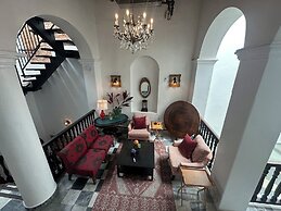 352 Guest House