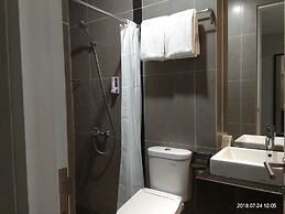 Emerald Hotel
