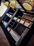 Clandestino - Hostel