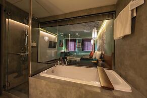 Lao Poet Hotel