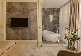 Dilimah Premium Luxury Hotel