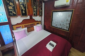 Ruean Mai Chaylay Songkhla