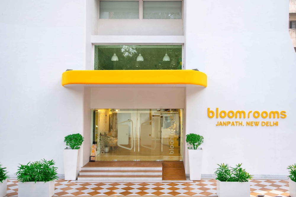 Bloomrooms @ Janpath