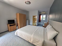 Rungrod Grand Hotel