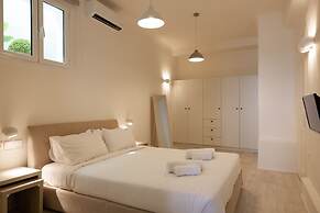Amaris Mykonian Residence