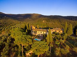 Stefano Resort