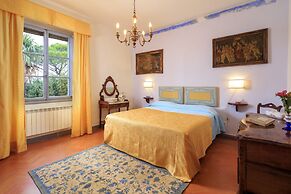 Stefano Resort