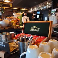 Amsterdam Hotel