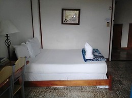Sea Front Inn