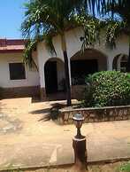 Inchi Raha Cottages