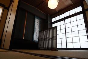Hostel Tomal