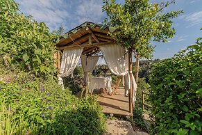 Levit Glamping