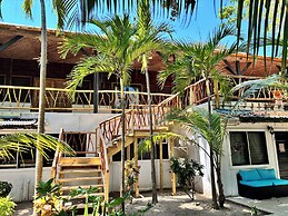 Azure Del Mar