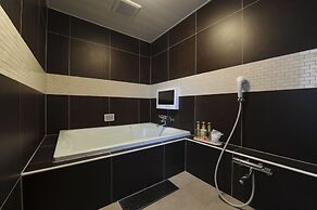 HOTEL IRIS - Adult Only