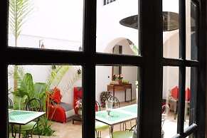 Riad Dar Awil