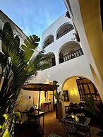 Riad Dar Awil