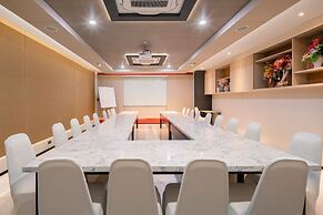 Samyan Serene Hotel