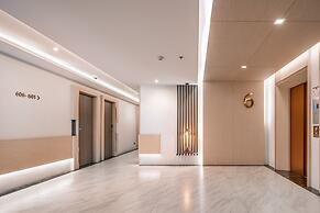 Samyan Serene Hotel