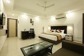 Green Lotus Residency