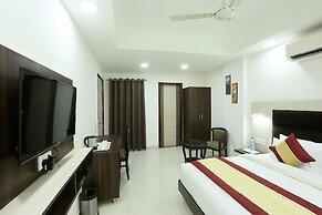 Green Lotus Residency