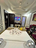 Nam Cuong X Hotel